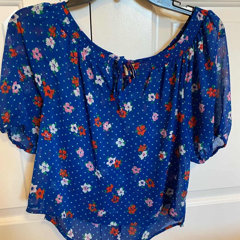 Blue blouse